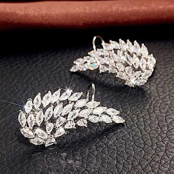Silver Cubic Zircon Leaf Angel Wing Cuff Earrings - Picture 4 of 8